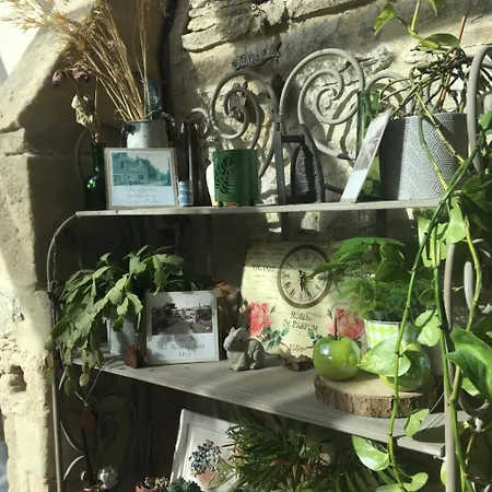 Normand Bed & Breakfast 3*